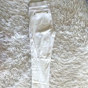 NEW white jeggings